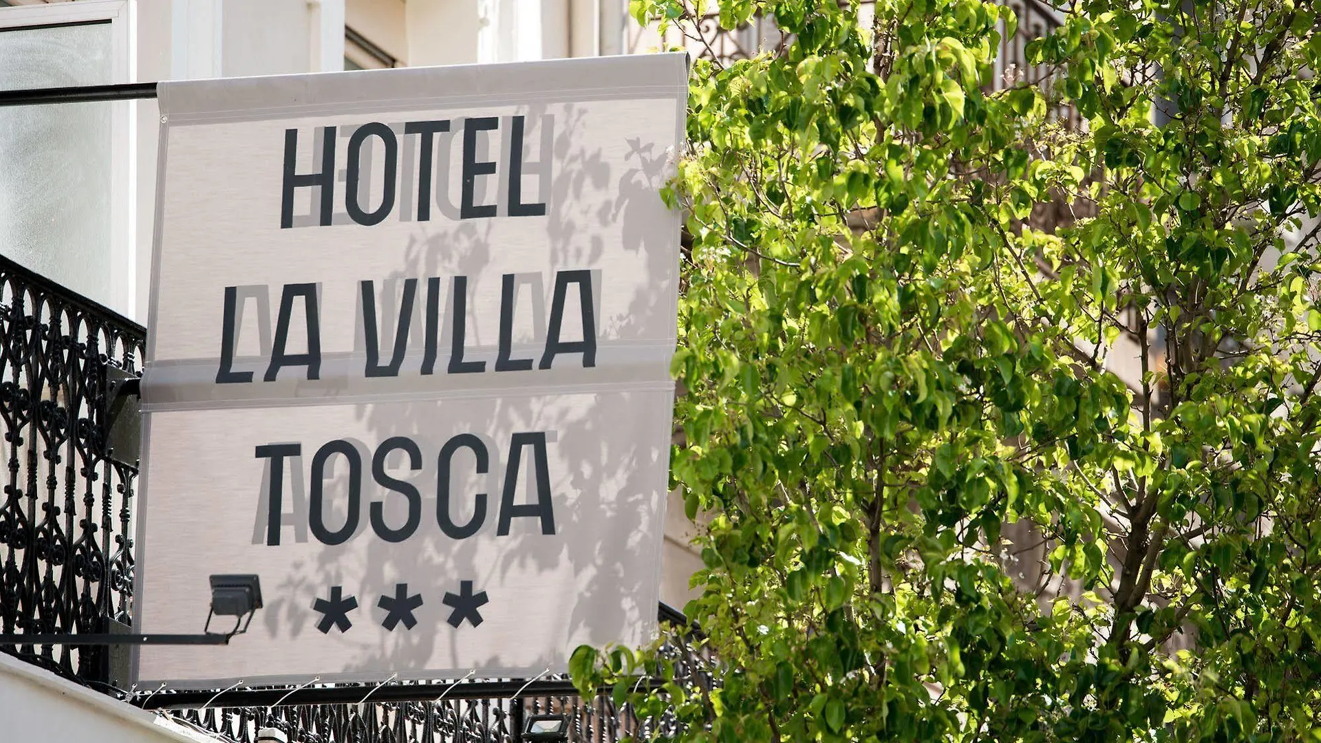 Hotel La Villa Tosca Канны